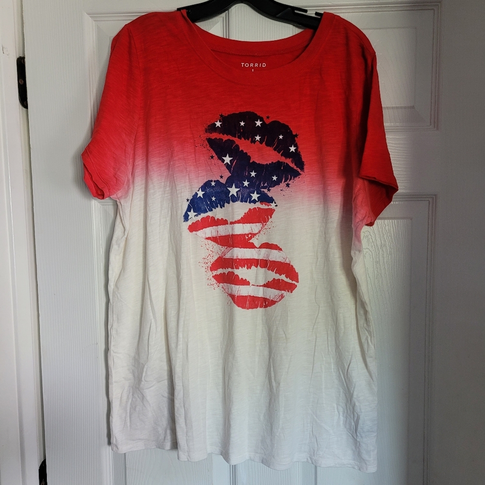 Torrid T-Shirt Red and White and Blue Lip Graphic Tee